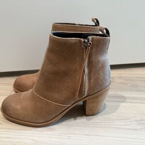Dolce Vita Tan Suede Ankle Boots